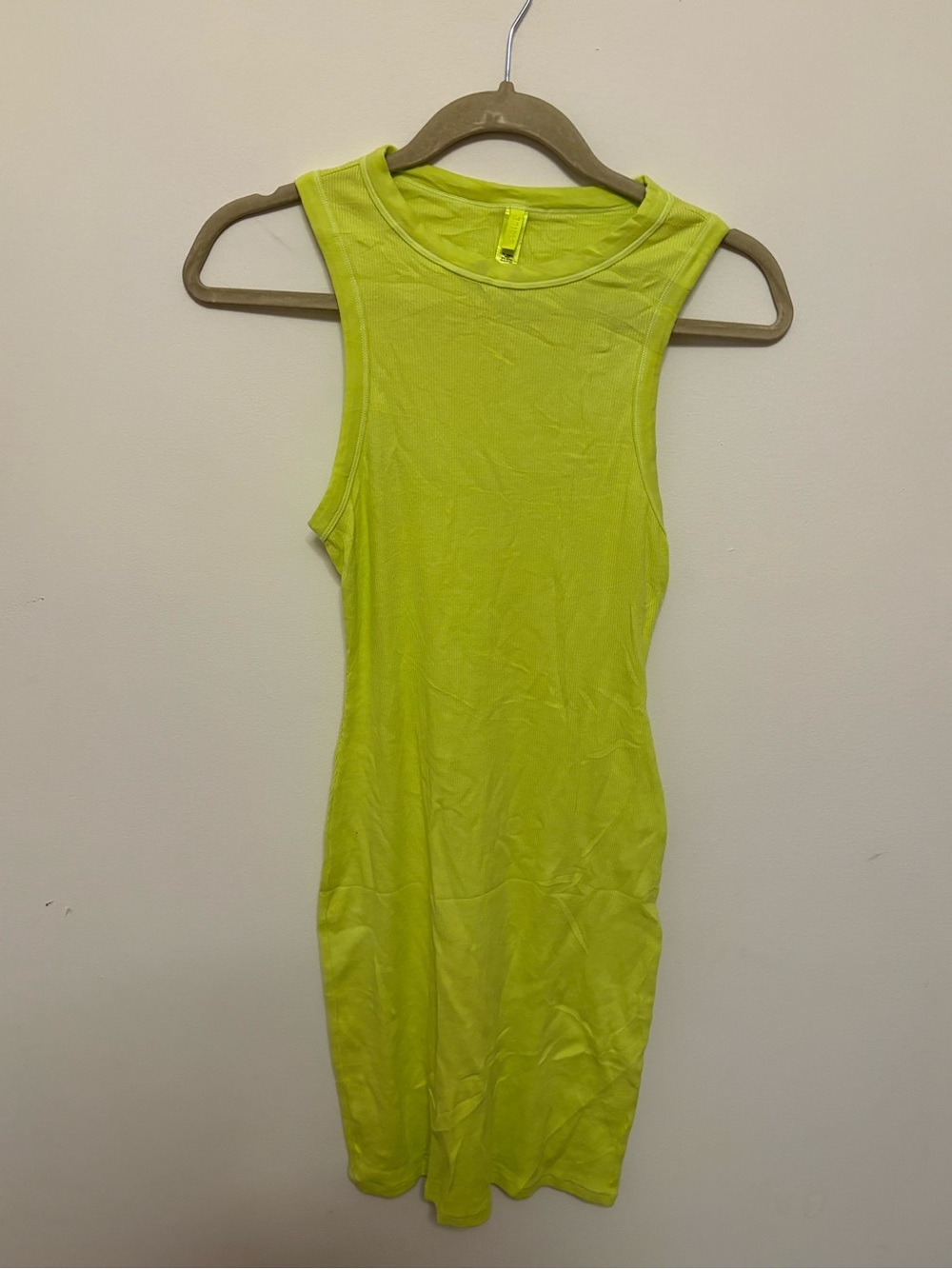 NWOT SKIMS Neon Green Ribbed Cotton Tank Mini Dress Small casual beach vacation